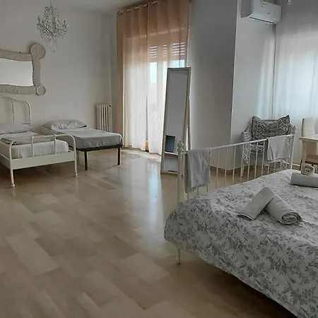 Nocleg ze śniadaniem Castello Aragonese 3*